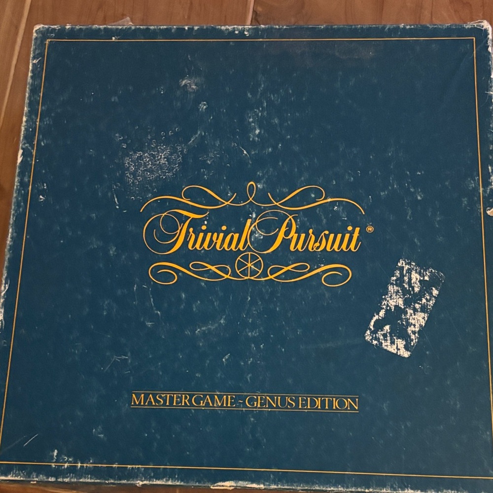 Vintage 1981 Trivial Pursuit Genius Edition Board Game Master Set